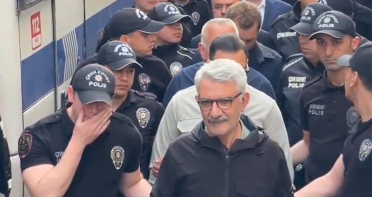 uc-gunde-saci-agardi-wdUWvWyc.jpg