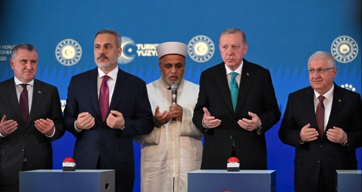 Ali Erbaş son gün duaya yardımcısını gönderdi