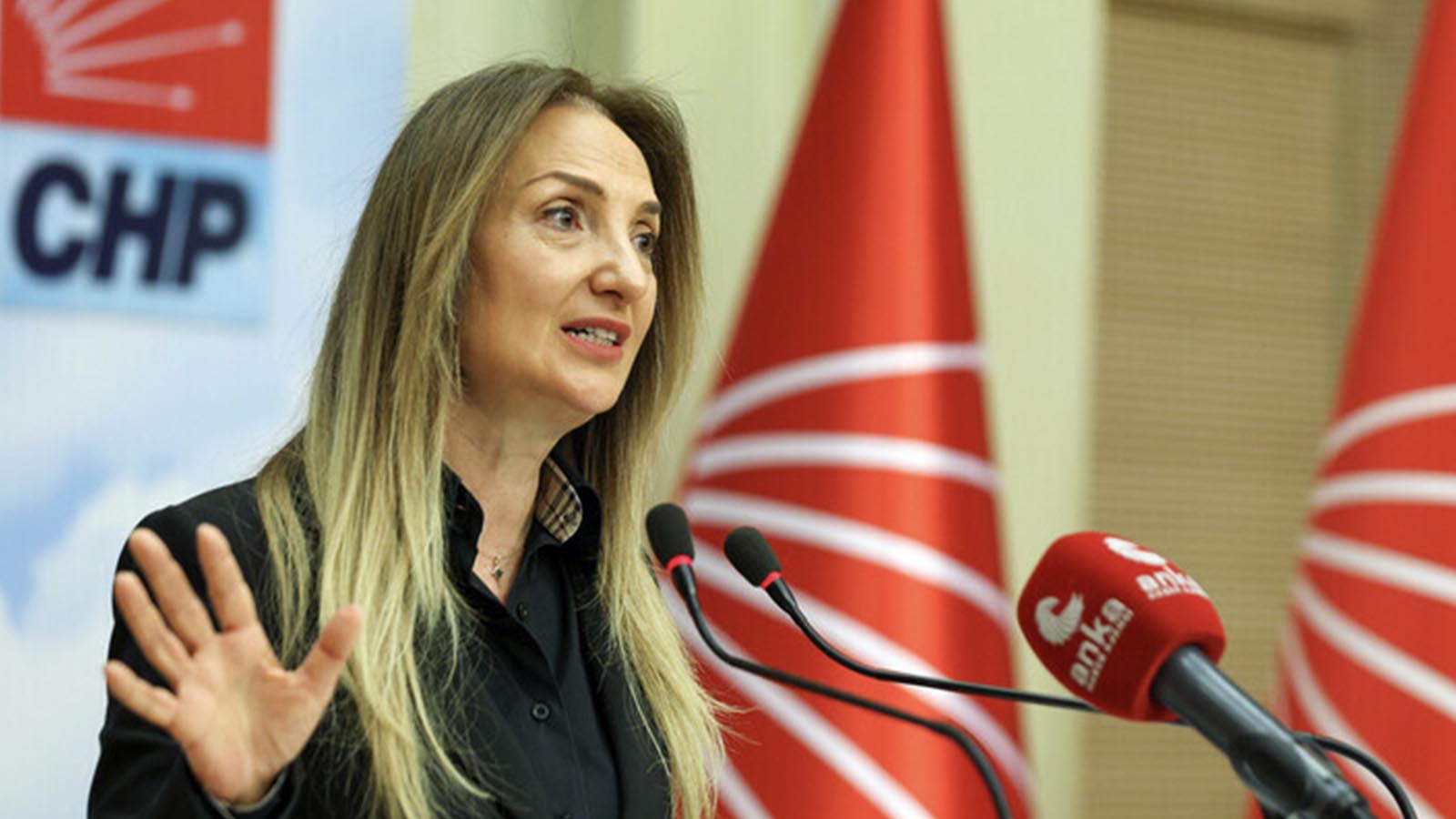 CHP’li Nazlıaka’dan “kız okulları” tepkisi: Ülkemizi adıma adım Talibanlaştıran bu uygulamaya asla geçit vermeyeceğiz!