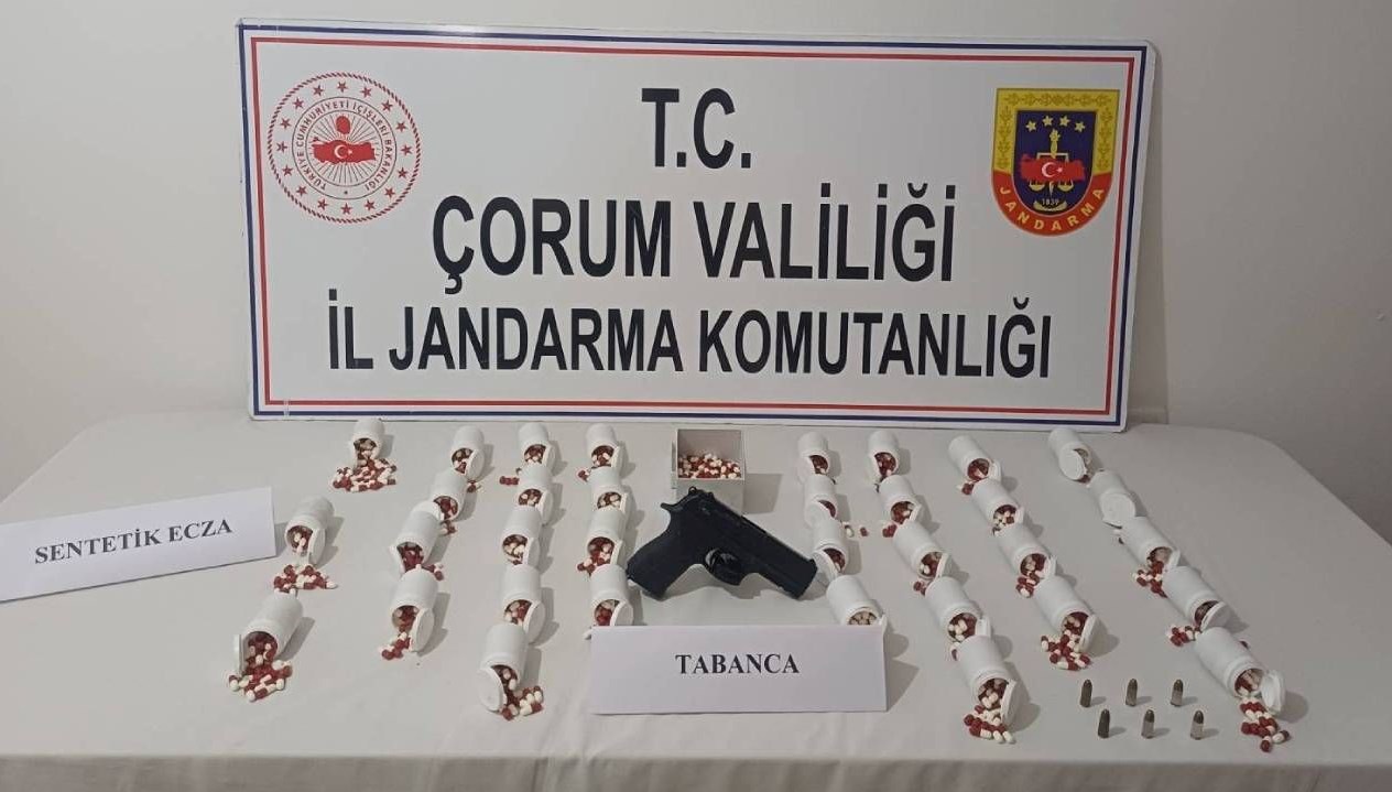 corumda uyusturucu ticaretine operasyon 3 kisi tutuklandi AjTumSga