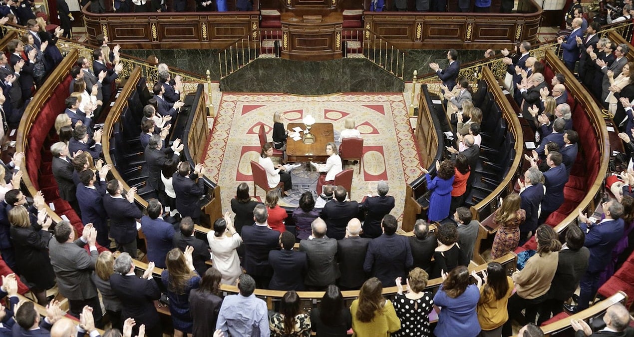 Haftalık çalışma saatini düşüren yasa tasarısına ret