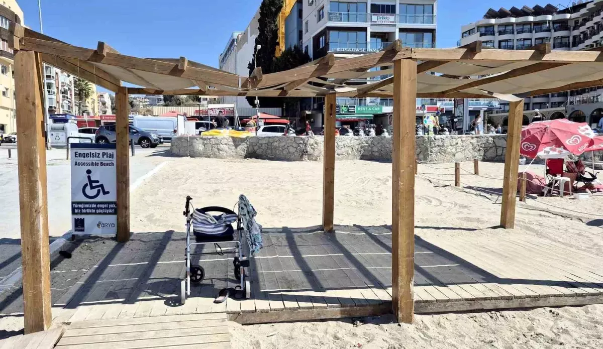 Kuşadası’nda Engelli Bireylerin Gölgeliğine Zarar Verildi