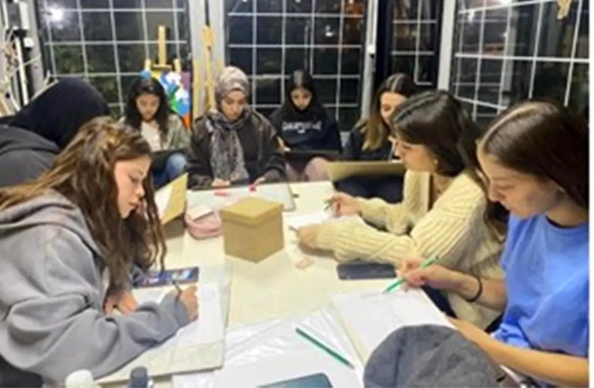 Aydın’da Yurtlarda Öğrencilerin Gelişimi İçin Kurslar Düzenlendi