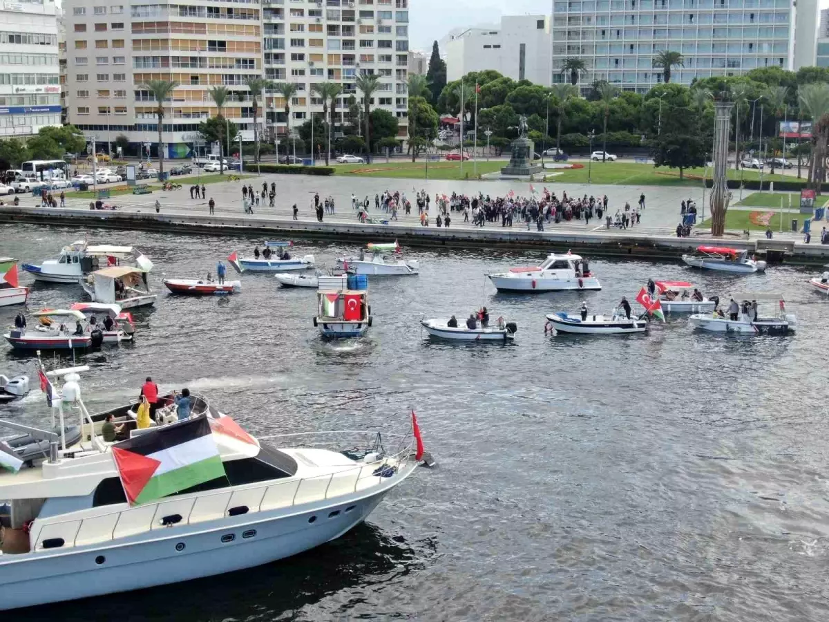 İzmir’de ‘Kararlıyız, Sumud’un Yanındayız’ etkinliği düzenlendi