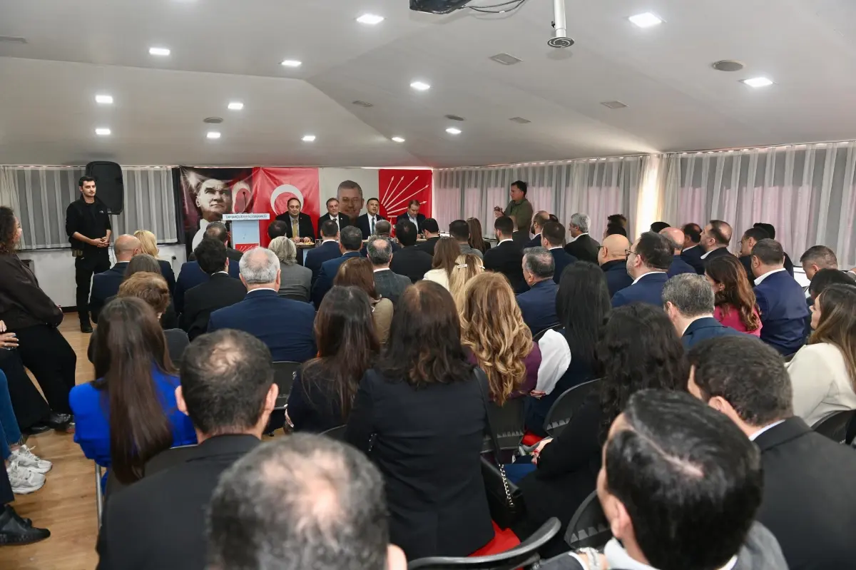 Özgür Çelik Tekrar CHP İl Başkanı