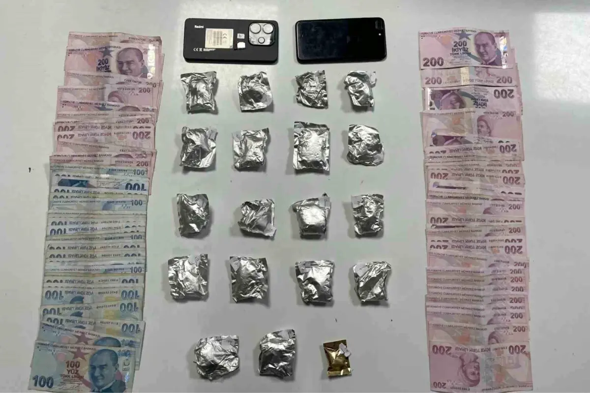 Şişli’de Polis Uygulamasında Uyuşturucu ve Para Ele Geçirildi