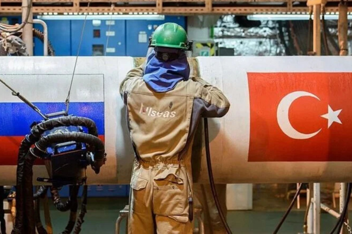 Gazprom ile Türkiye arasındaki uzun vadeli sözleşmeler aralıkta sona eriyor; yeni anlaşmalar için görüşmeler sürüyor