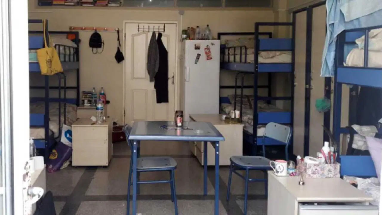 Gençlik bütçesinde iktidar yurtları savundu, muhalefet yaşananlardan örnek verdi