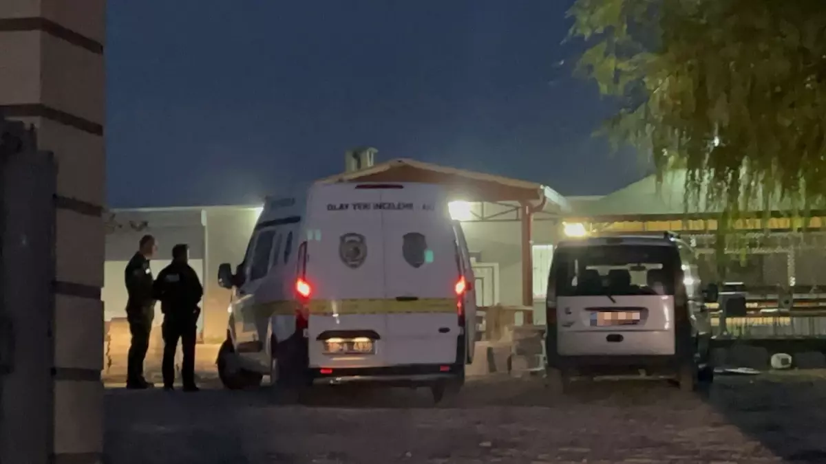 Miras Tartışması Kanlı Bitti: 4 Kişi Bıçakla Yaralandı