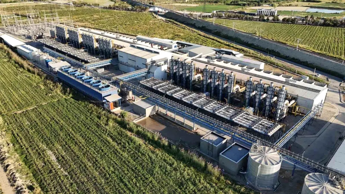 Aksa Enerji’den Buhara’ya Spor Salonu