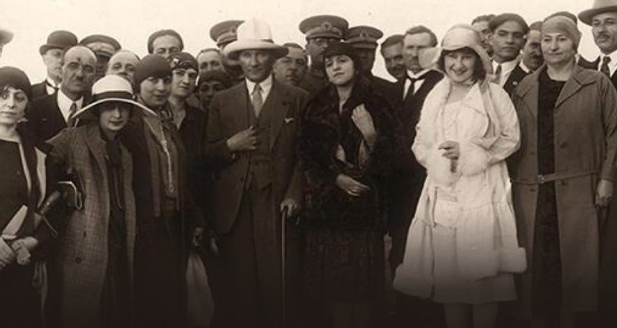 CHP’li Kaya: Cumhuriyetin kadınlara açtığı yolun değerini yeniden vurguluyoruz