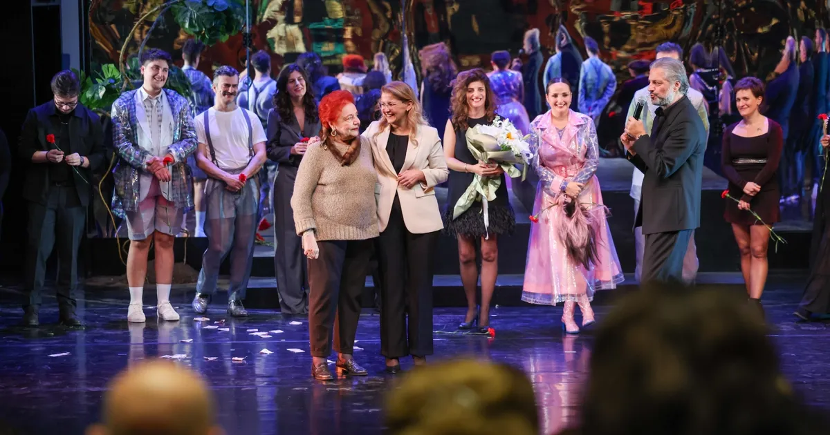 İstanbul Bakırköy’de “Çirkin”e görkemli gala