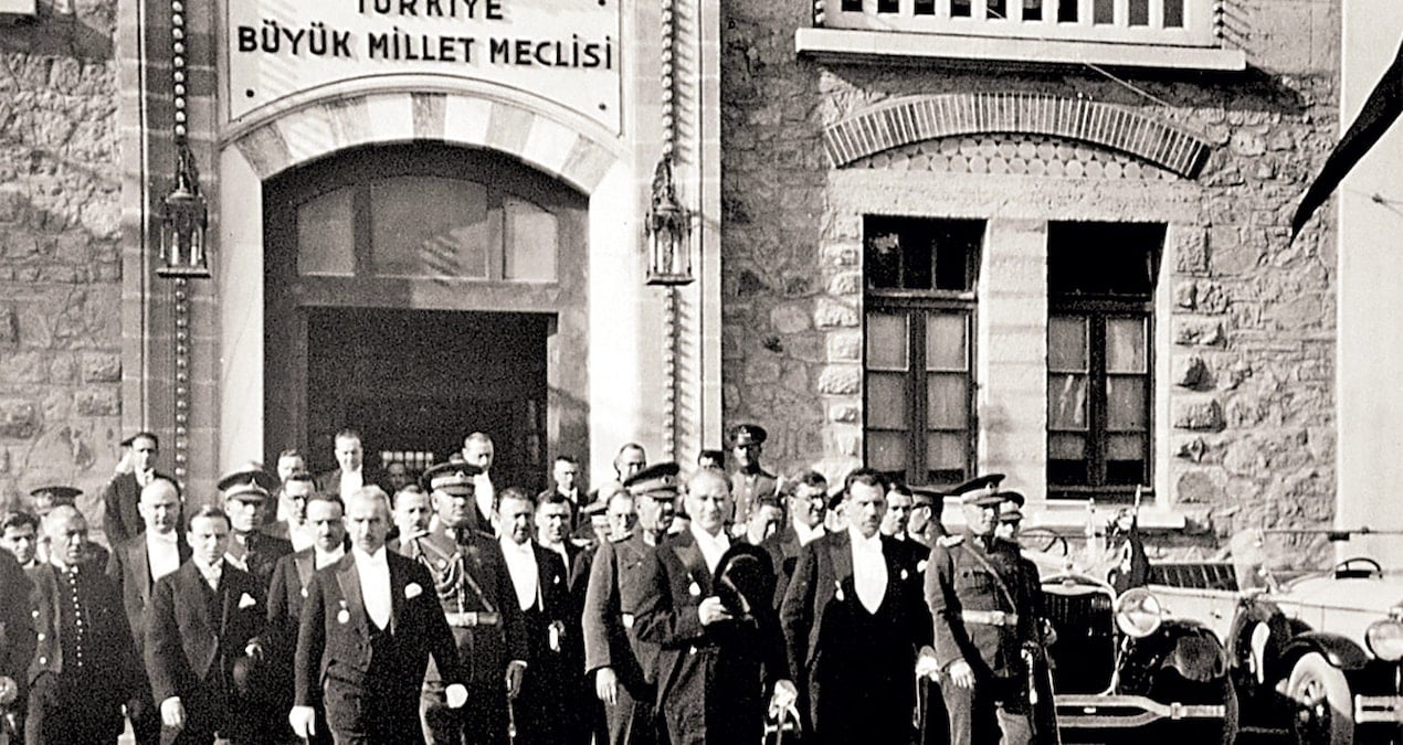 MEB şimdi de TBMM’den Türkiye kelimesini sildi