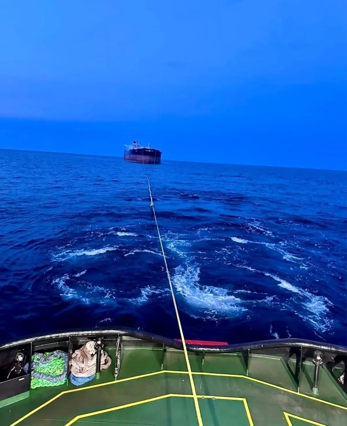 Virat Gemisi İçin Çekme Operasyonu Başlatıldı