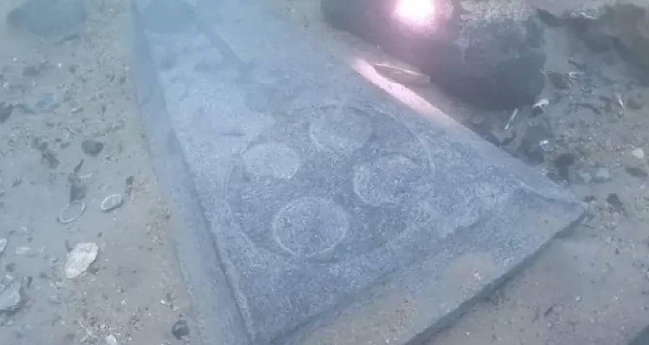 Yıllarca çöp sanılan bölgeden servet çıktı: 13. yüzyıldan kalma hazine bulundu