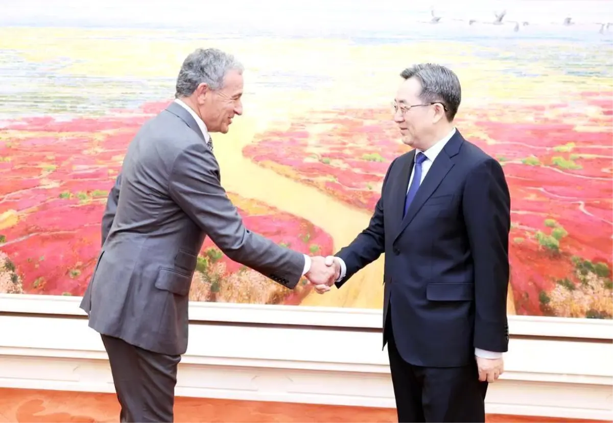 Çin ve Disney’den Yatırım Vurgusu