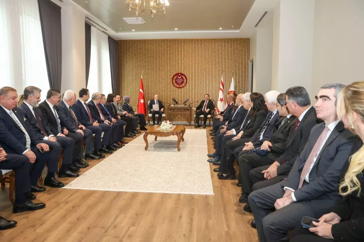 Kayatürk ve Öztürkler’den Kıbrıs Vurgusu