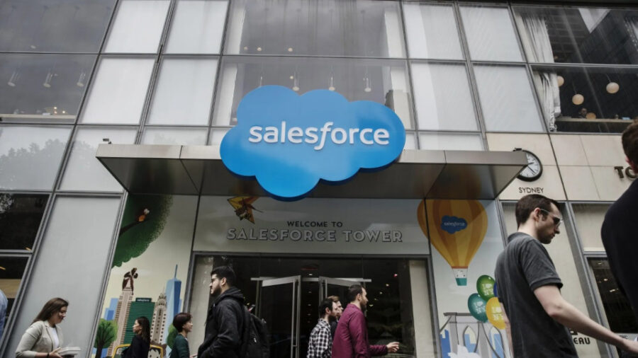Salesforce, yapay zeka şirketi Fin’i 3,6 milyar dolara satın alıyor